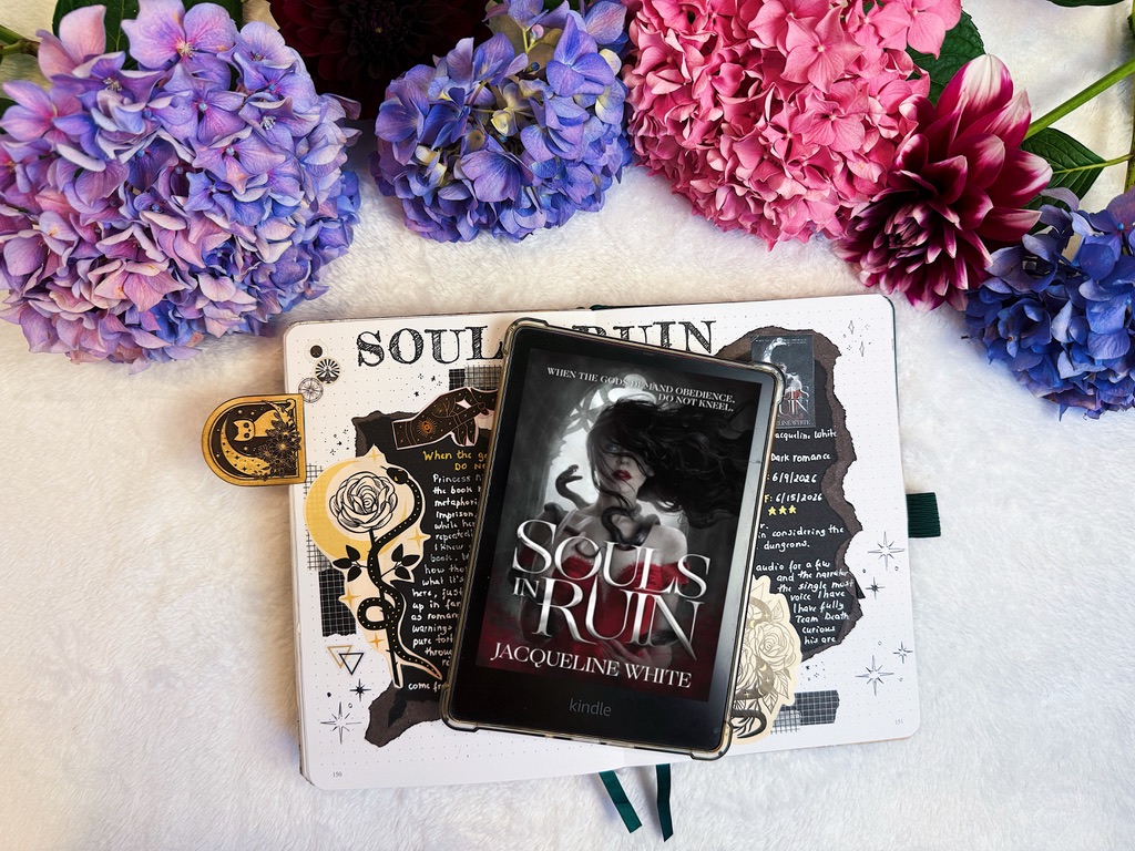 Souls in Ruin Reading Journal Spread